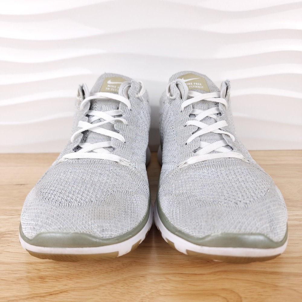 Nike Women's Silver Knit Athletic Shoes. Excellent condition. - Picture 5 of 14